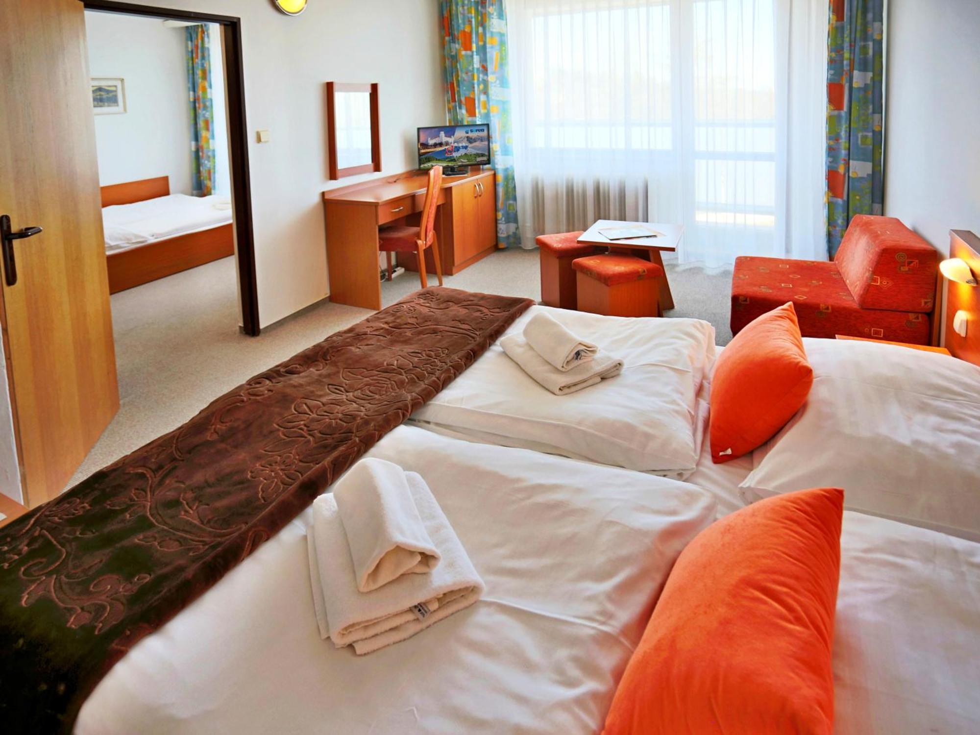 Hotel SOREA URÁN Tatranská Lomnica Buitenkant foto